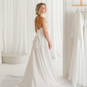 Sia satin corsage kjole